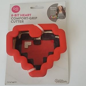 Wilton 8-Bit Cutter